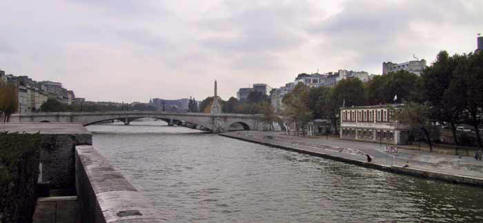 Seine_from_the_Memorial